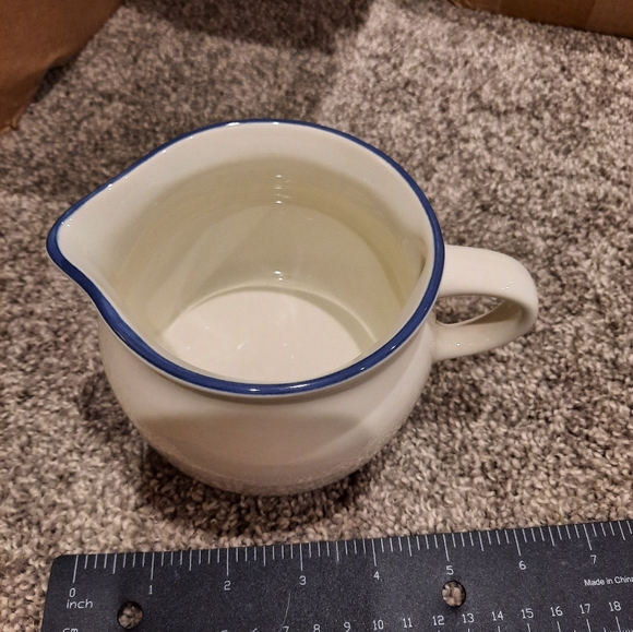 Pfaltzgraff Northwinds large gravy boat pitcher - Picture 2 of 3